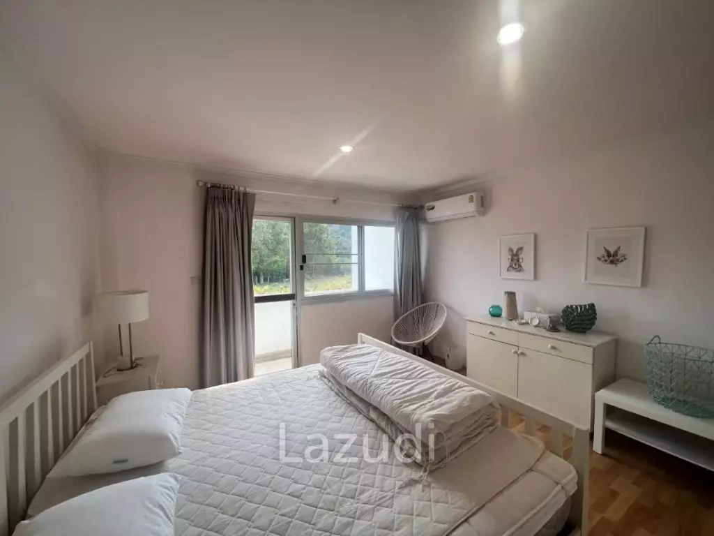 KREDSAI : 2 storey 7 bed freehold beachfront villa