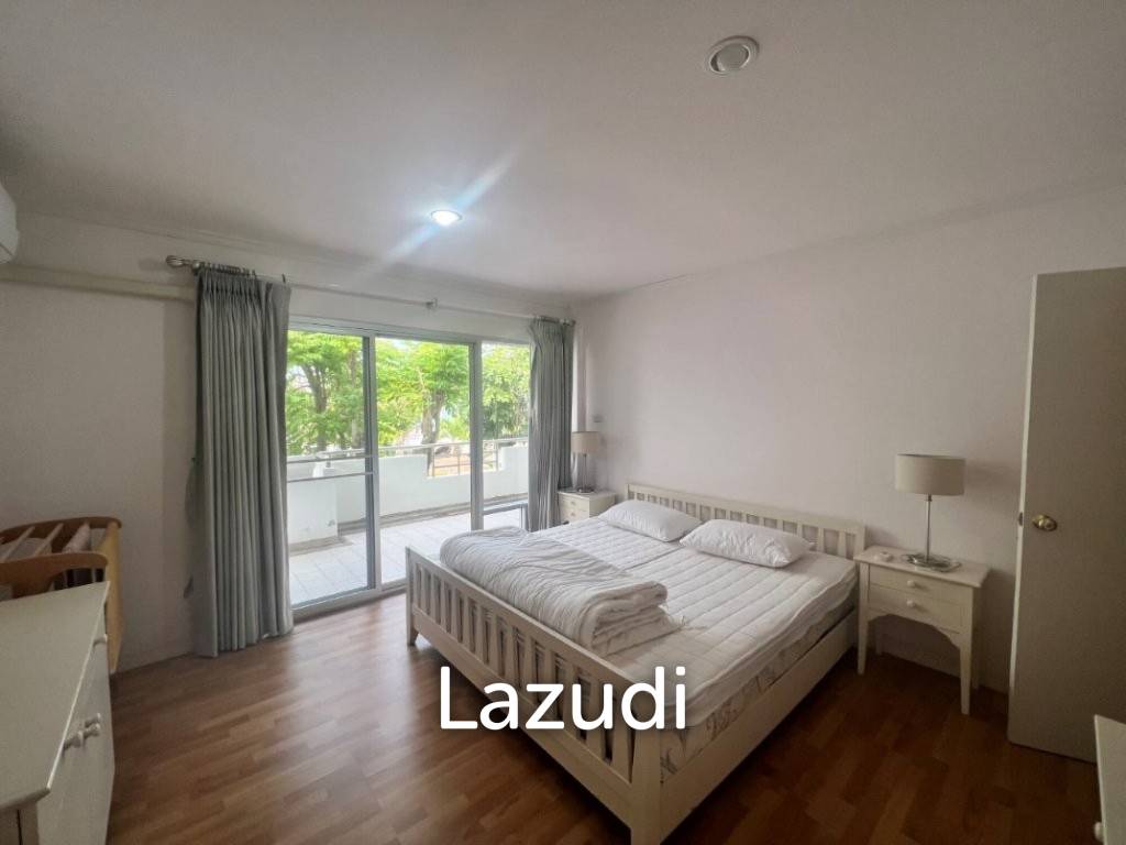 KREDSAI : 2 storey 7 bed freehold beachfront villa