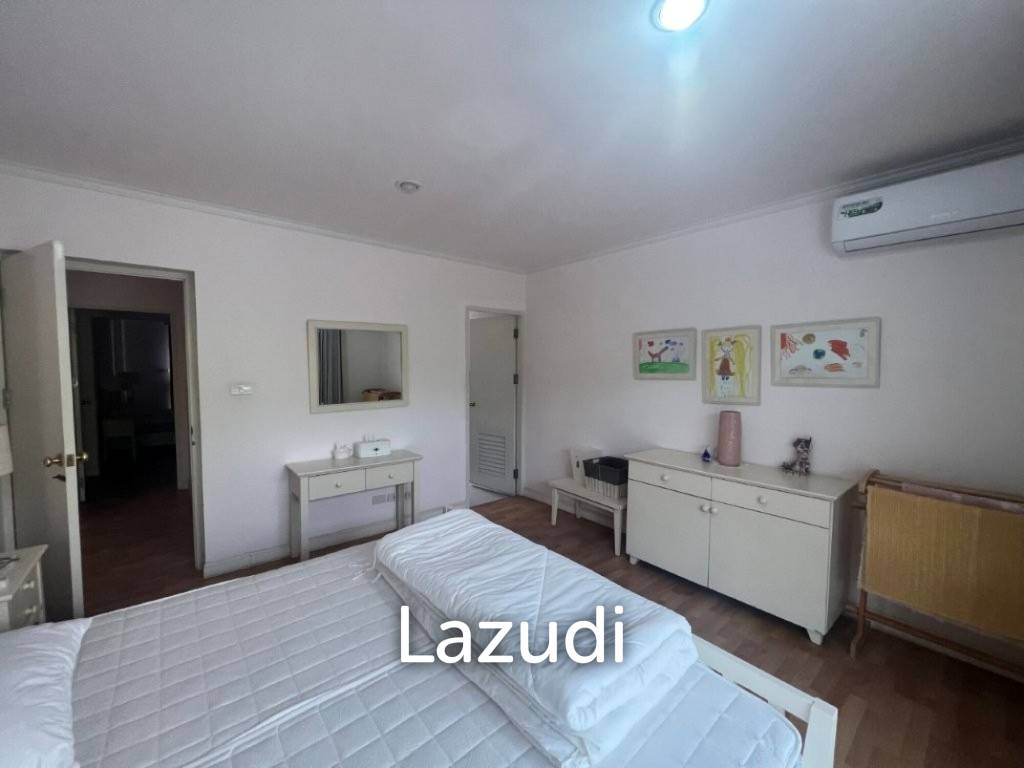 KREDSAI : 2 storey 7 bed freehold beachfront villa