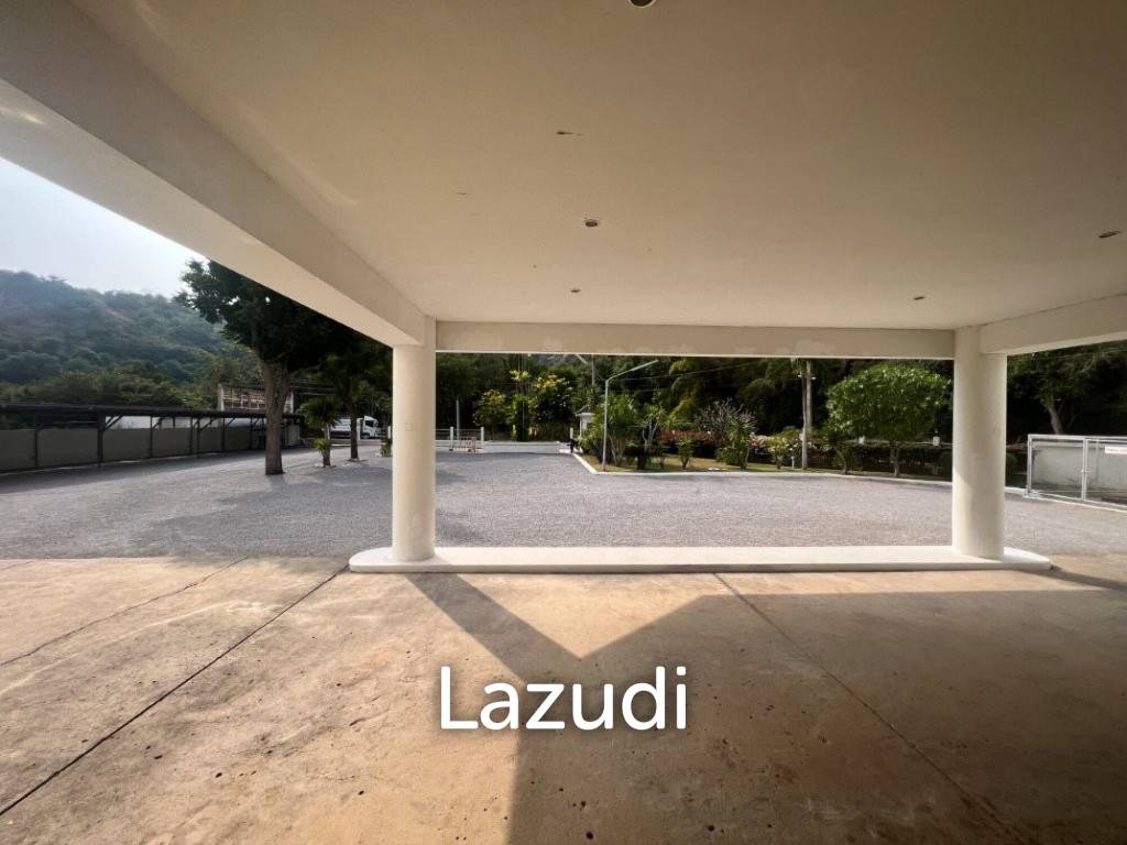 KREDSAI : 2 storey 7 bed freehold beachfront villa