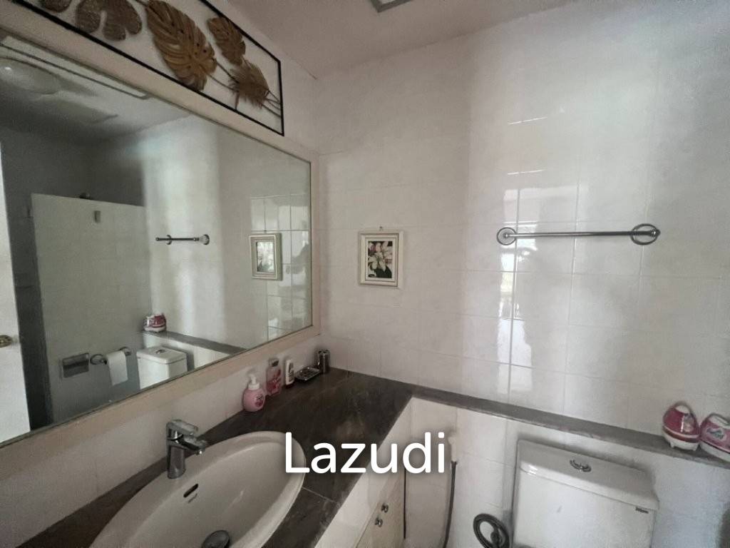 KREDSAI : 2 storey 7 bed freehold beachfront villa