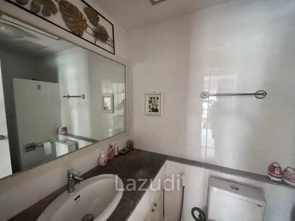 KREDSAI : 2 storey 7 bed freehold beachfront villa