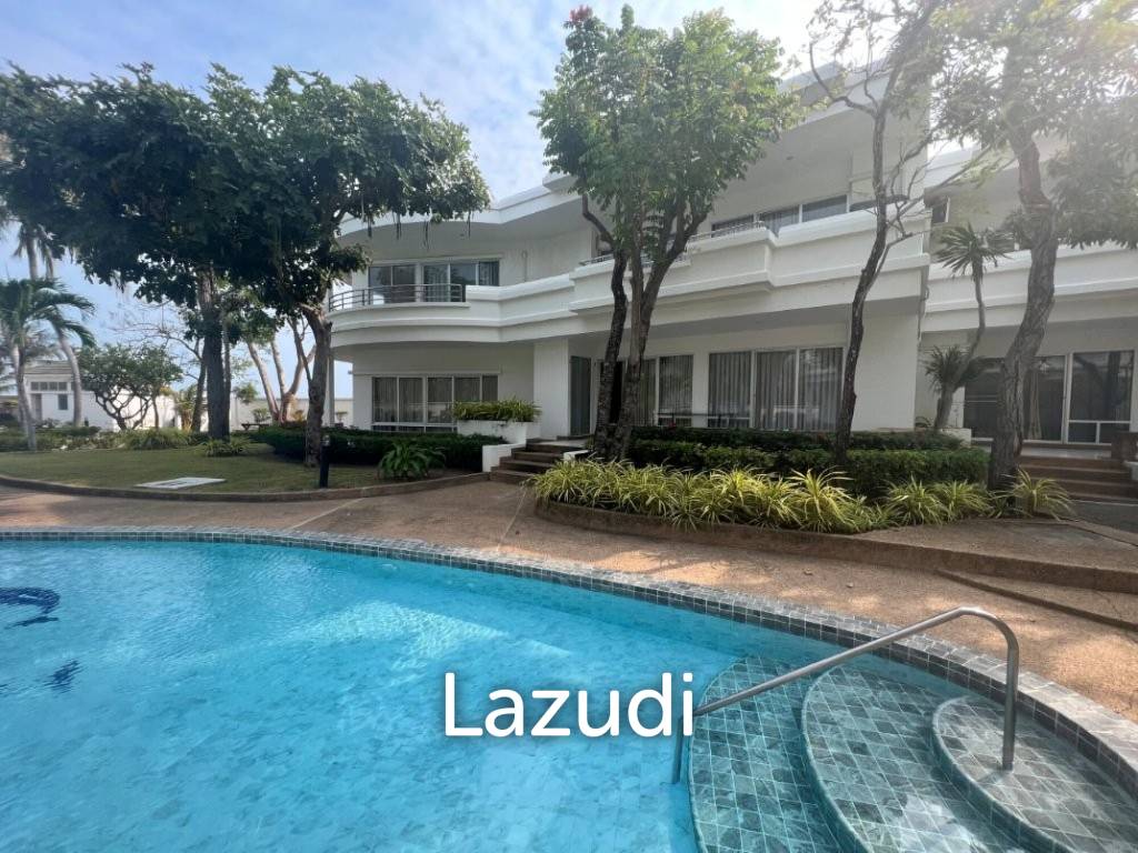 KREDSAI : 2 storey 7 bed freehold beachfront villa