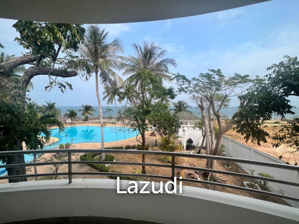 KREDSAI : 2 storey 7 bed freehold beachfront villa