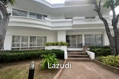 KREDSAI : 2 storey 7 bed freehold beachfront villa