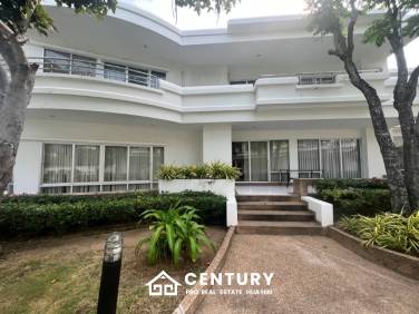 KREDSAI : 2 storey 7 bed freehold beachfront villa