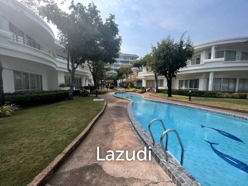 KREDSAI : 2 storey 7 bed freehold beachfront villa