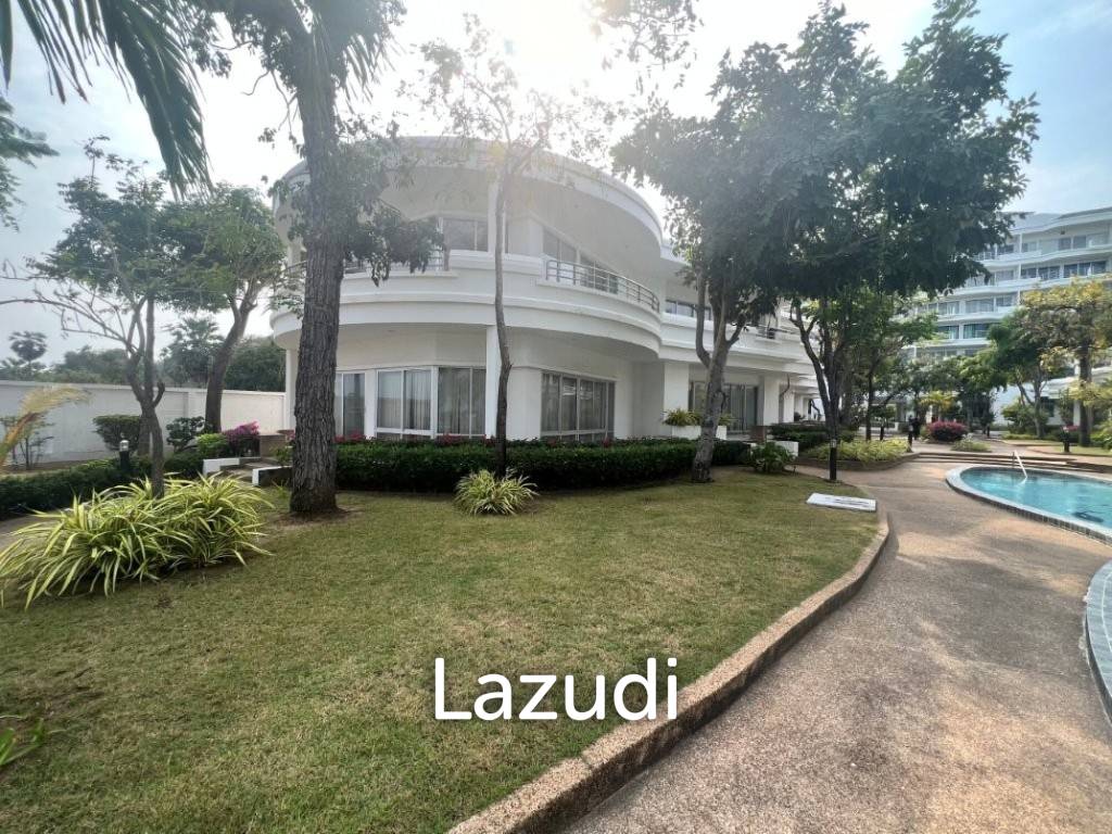 KREDSAI : 2 storey 7 bed freehold beachfront villa