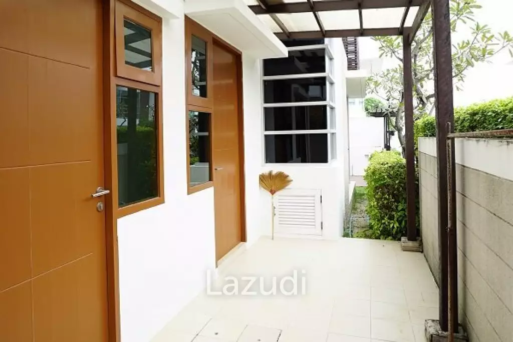 VIMANLAY: Modern 4 Bed Beachfront Pool Villa