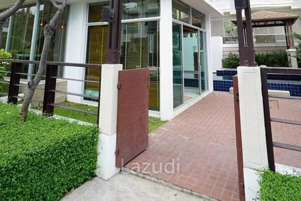 VIMANLAY: Modern 4 Bed Beachfront Pool Villa