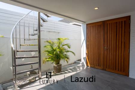 640 平方米 4 床 4 洗澡 别墅 对于 销售