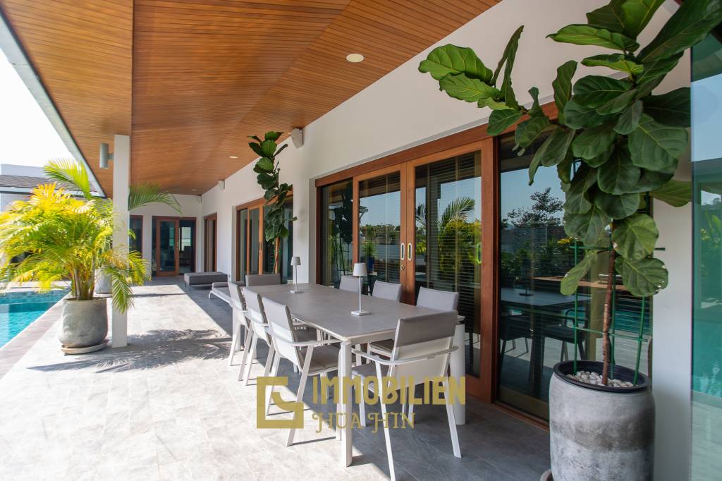 491 qm Wohnfläche / hochwertig Ausgestattet / Bergblick