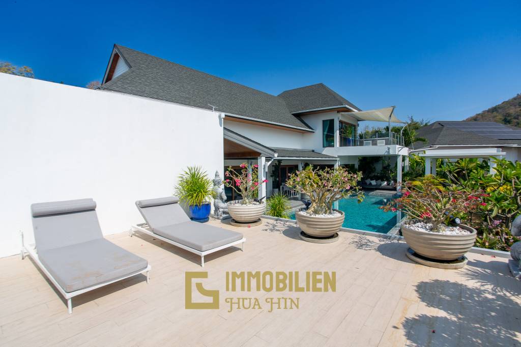 491 qm Wohnfläche / hochwertig Ausgestattet / Bergblick