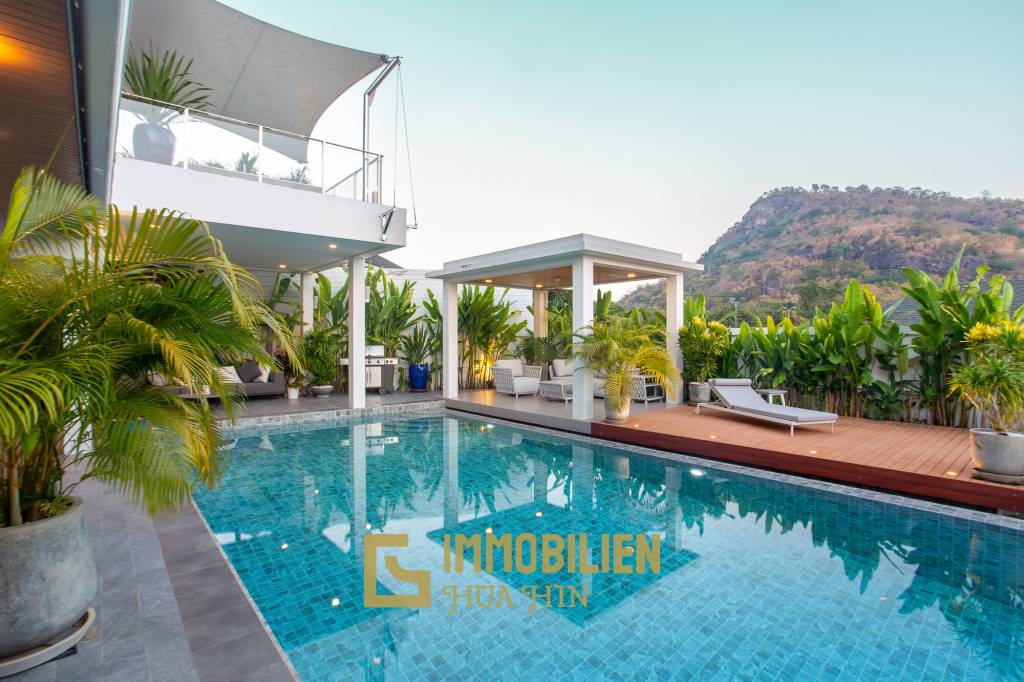 491 qm Wohnfläche / hochwertig Ausgestattet / Bergblick