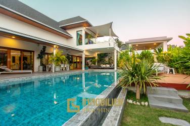 491 qm Wohnfläche / hochwertig Ausgestattet / Bergblick