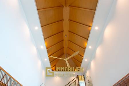 491 qm Wohnfläche / hochwertig Ausgestattet / Bergblick