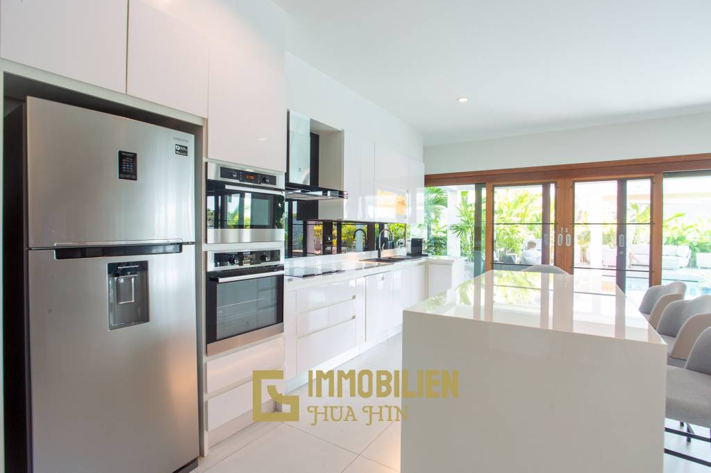 491 qm Wohnfläche / hochwertig Ausgestattet / Bergblick