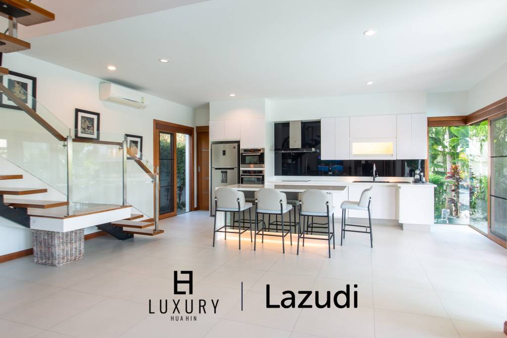 640 平方米 4 床 4 洗澡 别墅 对于 销售