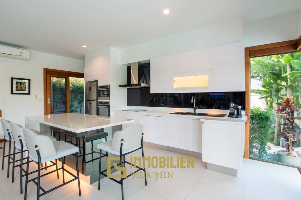 491 qm Wohnfläche / hochwertig Ausgestattet / Bergblick