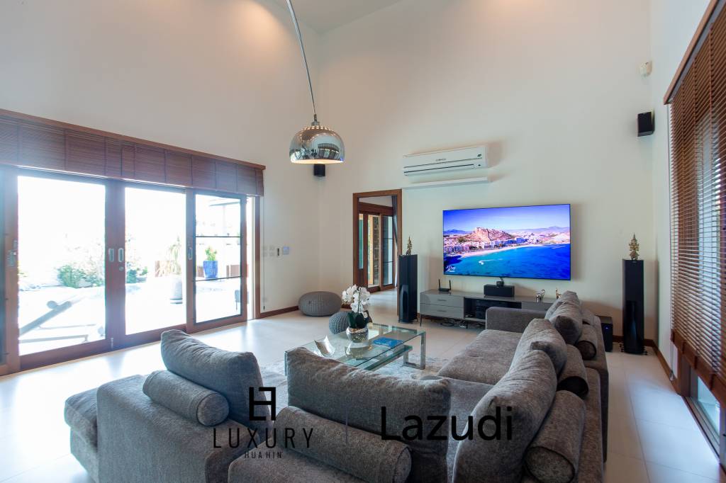 640 平方米 4 床 4 洗澡 别墅 对于 销售