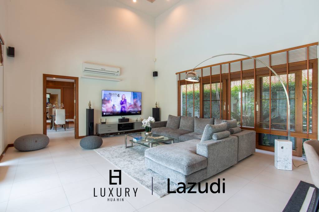 640 平方米 4 床 4 洗澡 别墅 对于 销售