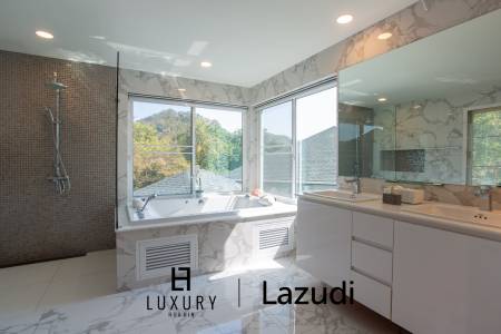 640 平方米 4 床 4 洗澡 别墅 对于 销售