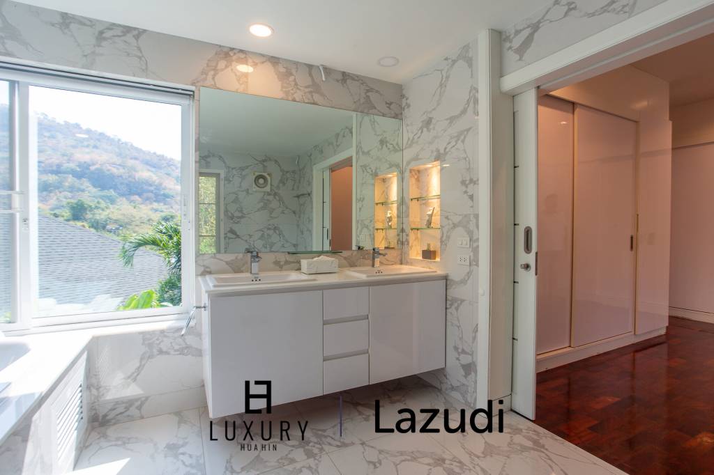 640 平方米 4 床 4 洗澡 别墅 对于 销售