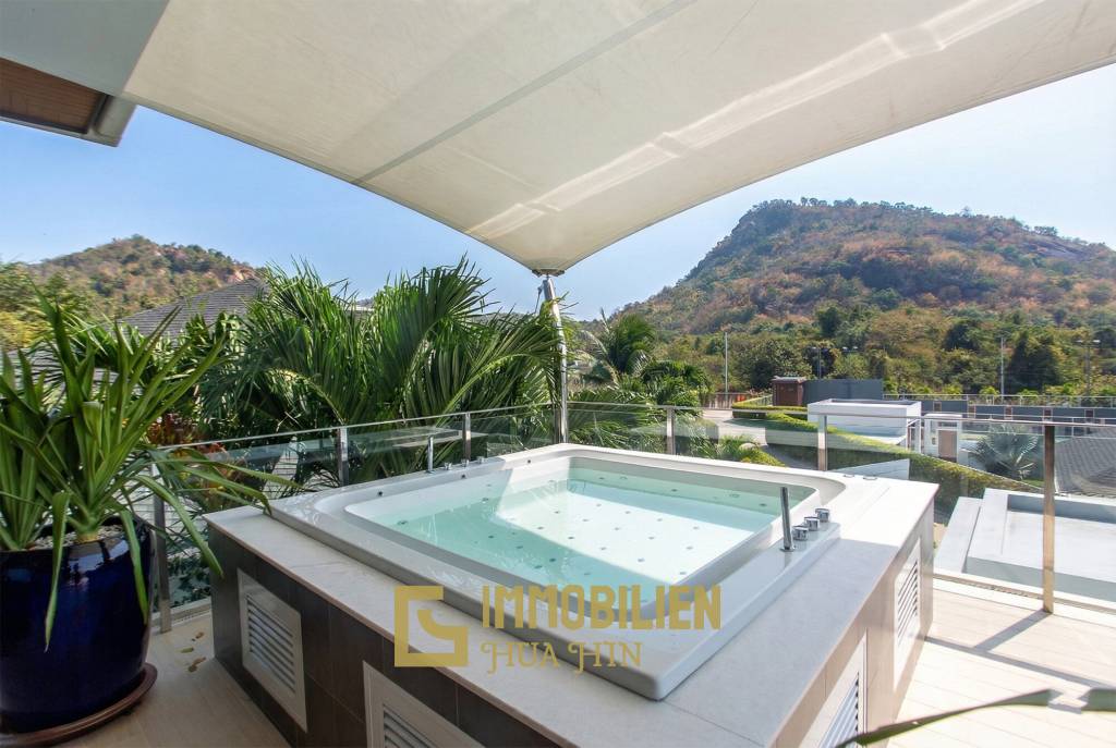 491 qm Wohnfläche / hochwertig Ausgestattet / Bergblick