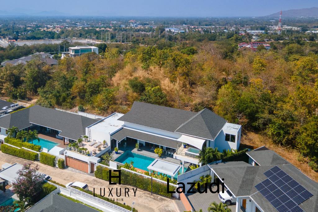 640 平方米 4 床 4 洗澡 别墅 对于 销售