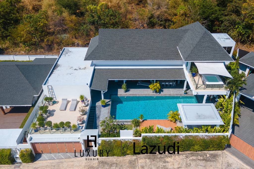 640 平方米 4 床 4 洗澡 别墅 对于 销售