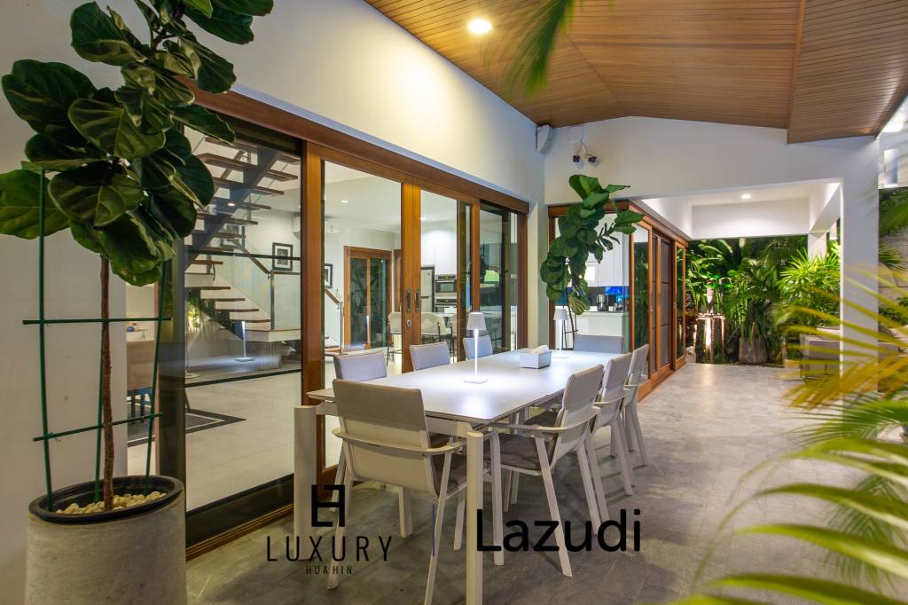 640 平方米 4 床 4 洗澡 别墅 对于 销售