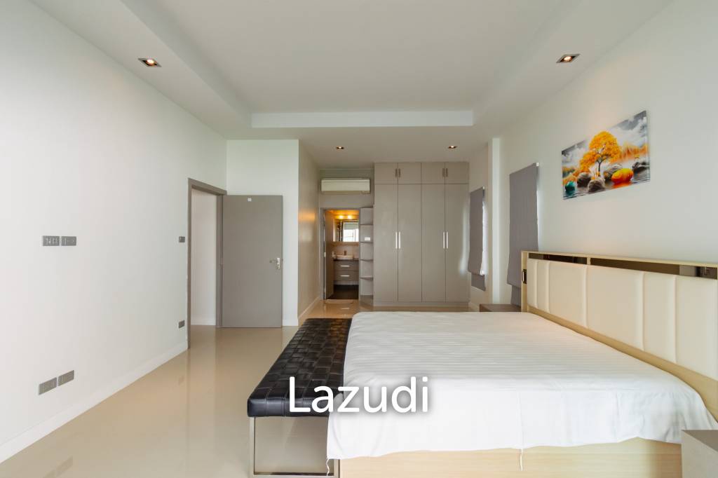 AVENUE 88  GOLD : Beautiful  3 Bed Pool Villa at Hua Hin 88