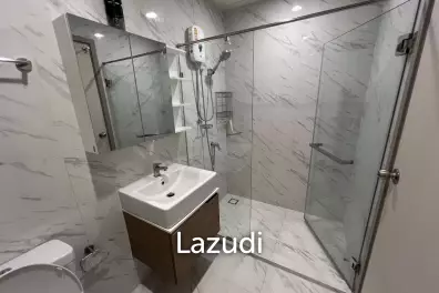 High floor 25.7 sqm condo at Ideo Mobi Sukhumvit East Point Bangna