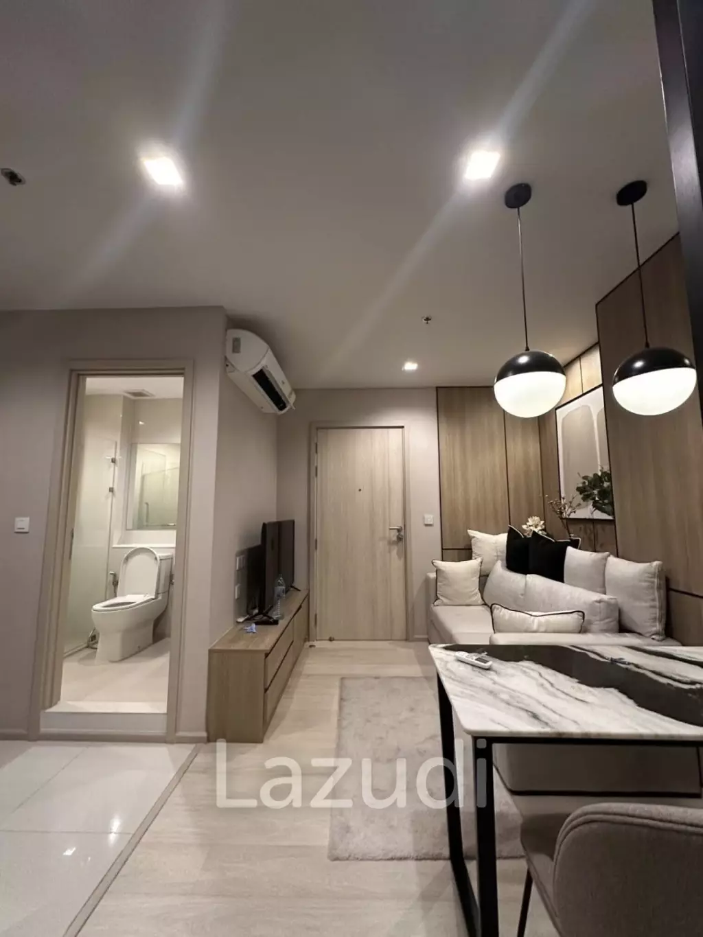 35 sqm 1 Bedroom Condo on 12A Floor at Life One Wireless Lumpini Bangkok