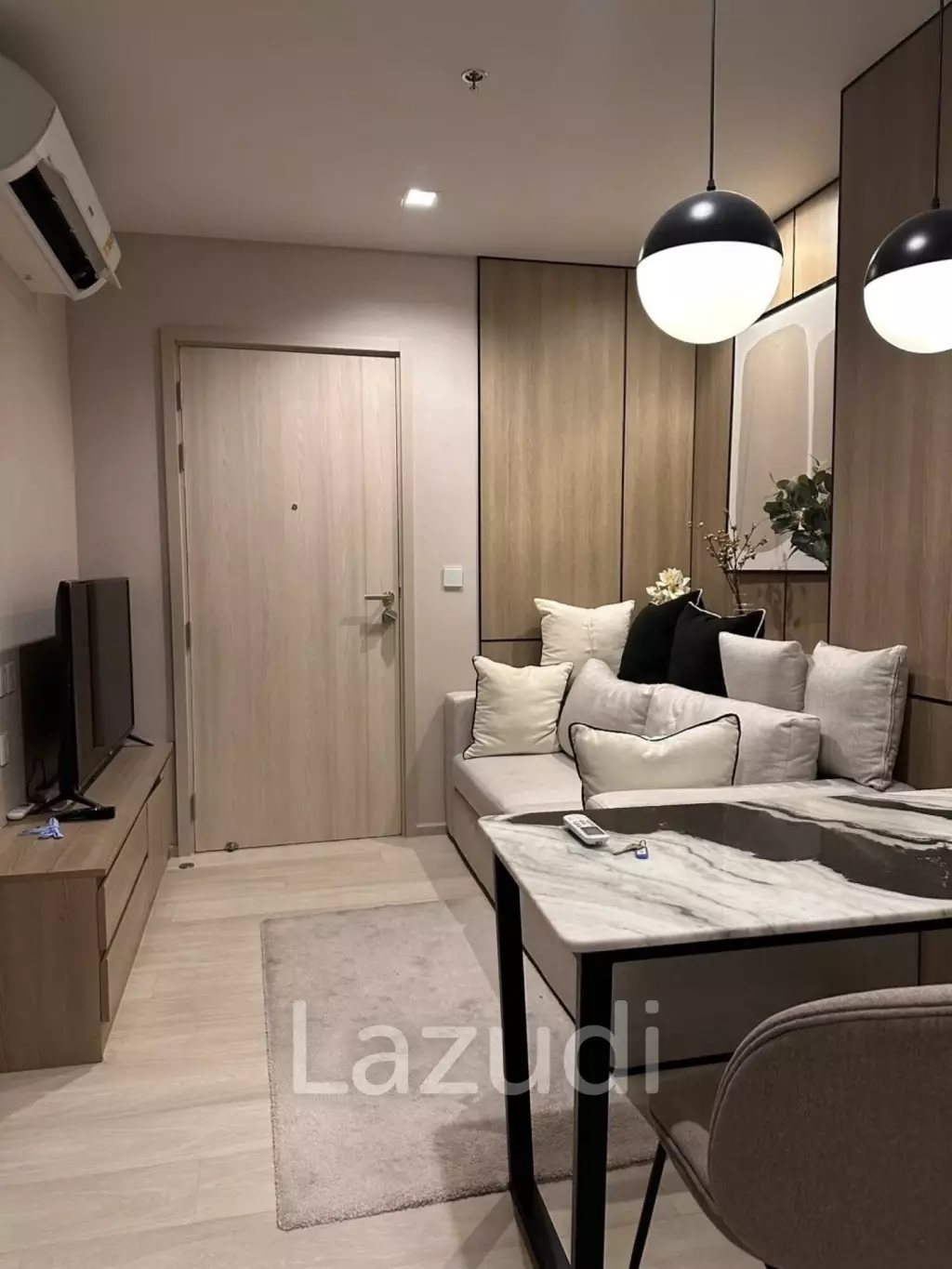 35 sqm 1 Bedroom Condo on 12A Floor at Life One Wireless Lumpini Bangkok