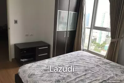 36 sqm high floor 1 bedroom condo The Complete Narathiwat Chong Nonsi Bangkok