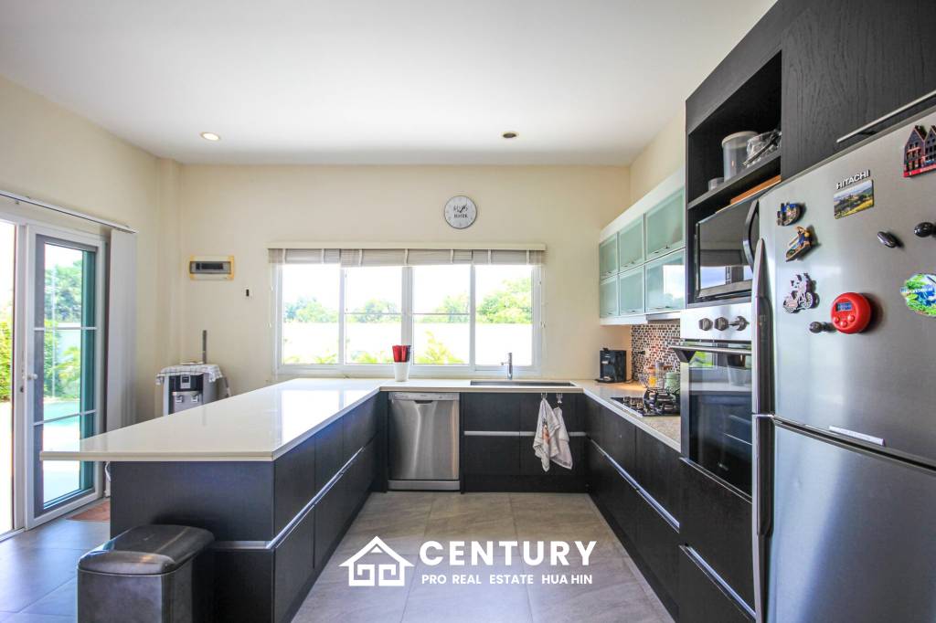 ORCHID PARADISE HOME : 3 bed corner plot pool villa