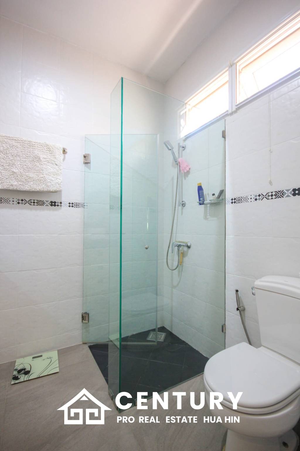 ORCHID PARADISE HOME : 3 bed corner plot pool villa