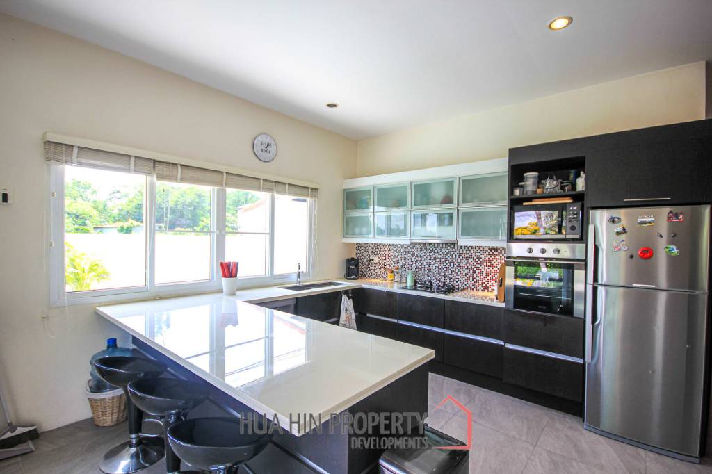 ORCHID PARADISE HOME : 3 bed corner plot pool villa