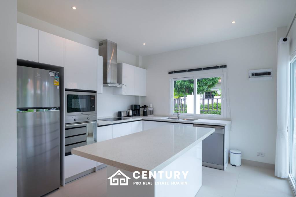 ORCHID PARADISE HOME : upgraded 4 bed pool villa