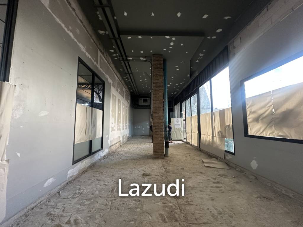 73 sqm Retail Space for Lease in Khlong Toei Bangkok