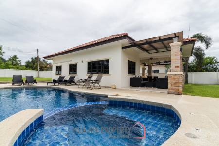 ORCIHD PARADISE HOMES : 3 bed corner plot pool villa