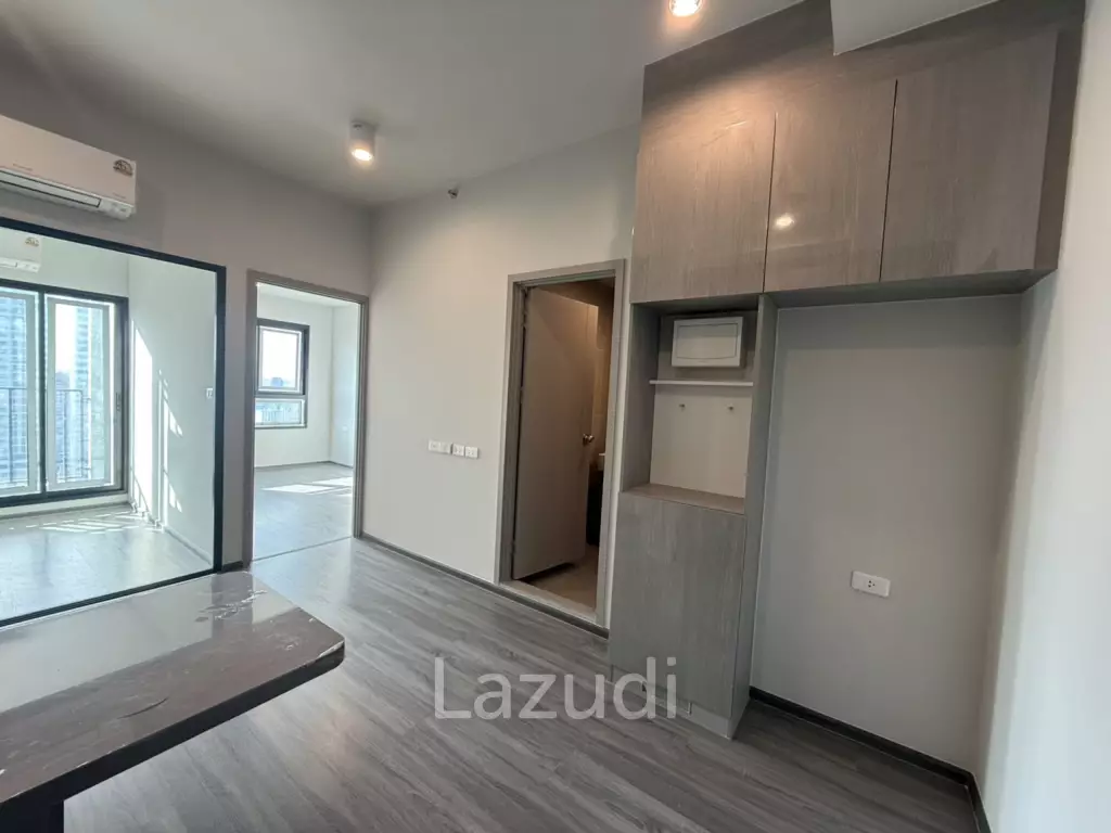 35 Sqm 1 Bed 1 Bath Condo For Sale in Ideo Ramkamhaeng-Lamsali Station