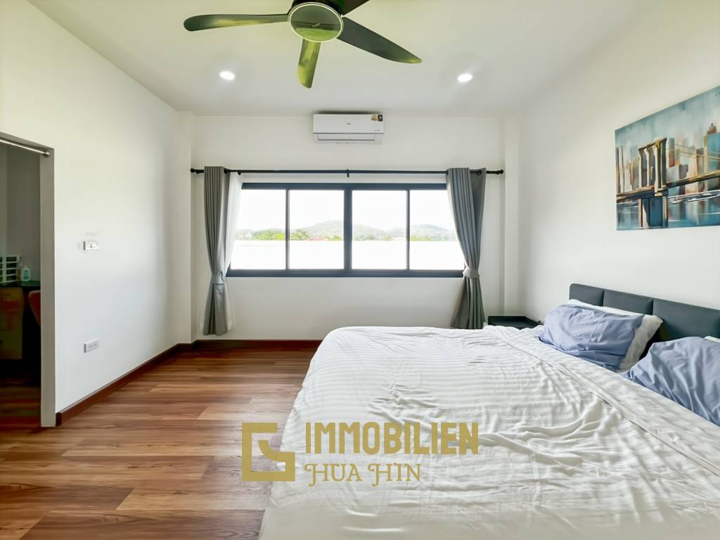 Bergblick / 800 qm Grundstück / voll möbliert