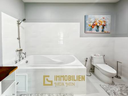 Bergblick / 800 qm Grundstück / voll möbliert