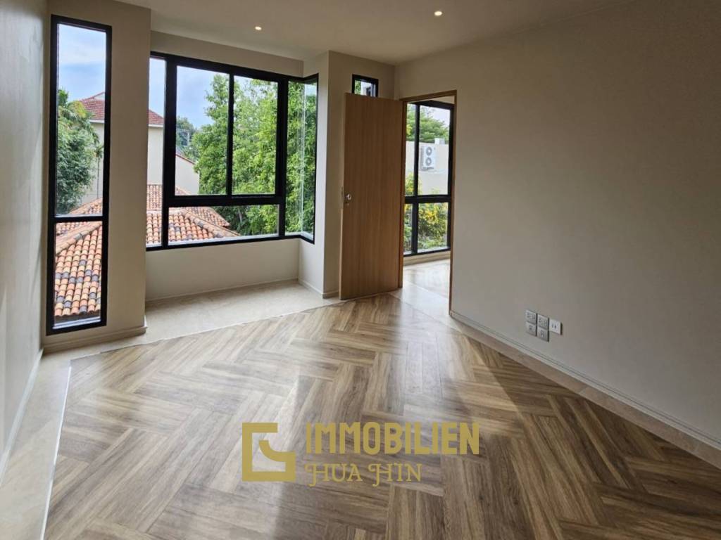 3. Stock / 37 qm Wohnfläche / Flachbau