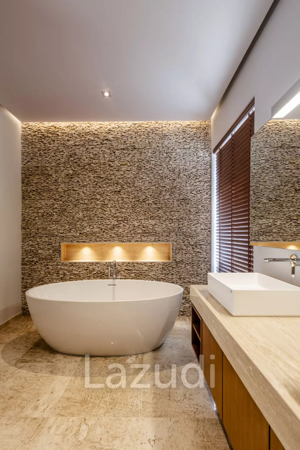 Brand-New 3-Bedroom Villa for Rent and Sale at Anchan Flora, Thalang