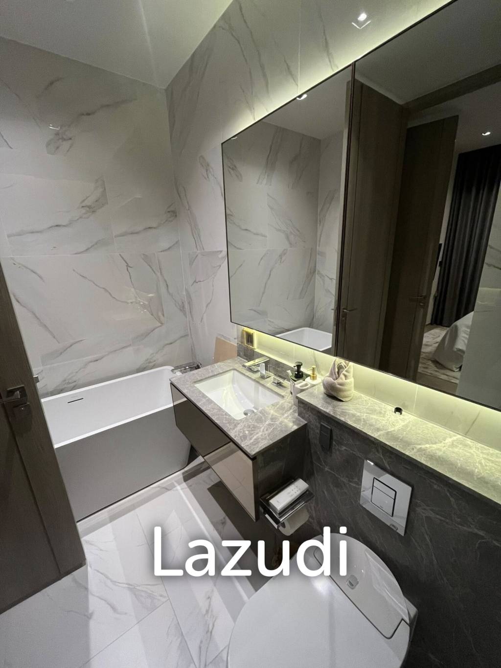 114 sqm high floor condo at The Reserve Sathorn, Thung Mahamek