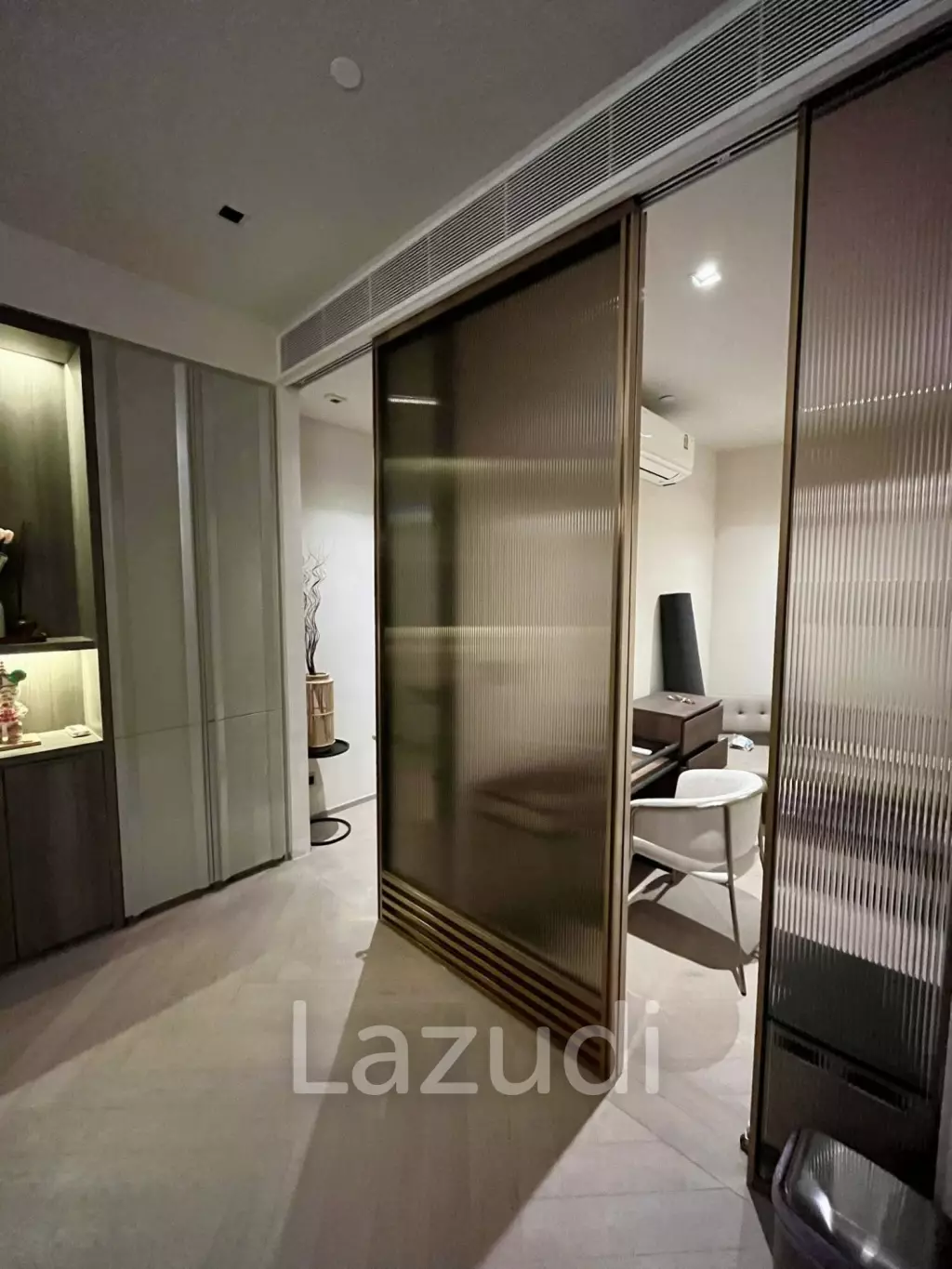 114 sqm high floor condo at The Reserve Sathorn, Thung Mahamek