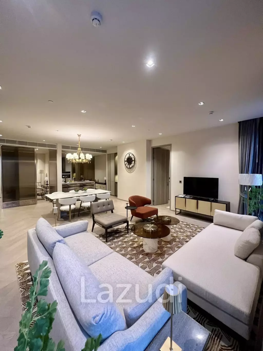 114 sqm high floor condo at The Reserve Sathorn, Thung Mahamek